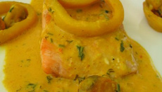 Filets de saumon, sauce aux fruits de mer