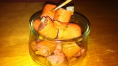 Salade de petites saucisses