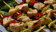 Mini-brochettes Tables du monde : poulet à la thaïlandaise