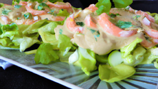 Rémoulade de pomme verte à la sauce Savora et sa fraîcheur de crevettes....