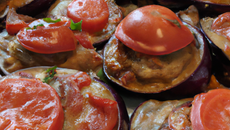 Aubergines avec ses tomates au four
