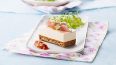 Parfait au Elle & Vire Le Fromage à la crème, Biscuit au sésame