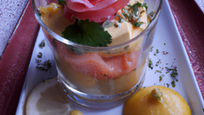 Verrine au saumon et sorbet citron