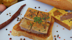 Le foie gras chaud au pain d'épice