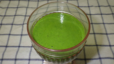 Green smoothie aux épinards