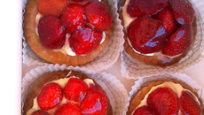 Tarte sablée aux fraises et crème vanillée