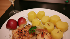 Chapon aux pommes et au champagne