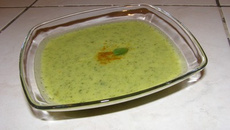 Velouté de courgettes au curry