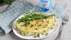 Omelette soufflée à l'eau minerale et aux herbes