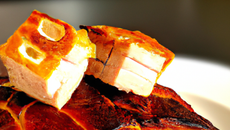 Rôti de poisson jambon