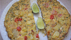 Torilla espagnole aux pommes de terre et aux oignons