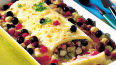 Canneloni de tourteau aux zestes d'agrûmes, perle de sous bois