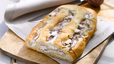 Pain aux oignons fourré au Philadelphia