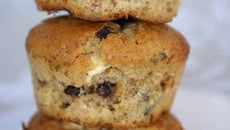 Muffins d'épautre au pralin et pépites aux deux chocolats