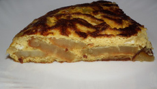 Tortilla espagnole aux pommes de terre et à l'ail