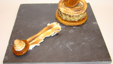 Ecorces de citron confit et graines de pavot comme une galette....façon tarte au citron meringuée