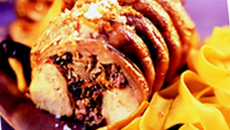 Râbles de lapin farcis aux morilles et foie gras