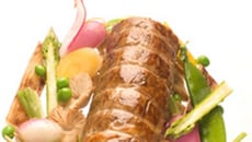 Veau farci au Chavignol, fricot de légumes