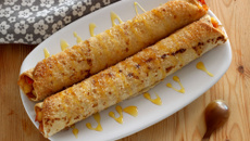 Tortillas roulées aux pommes confites et au miel