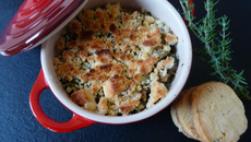 Crumble aux légumes du soleil et sablés au parmesan