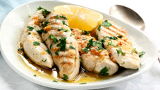 Blancs de poulet à l'ail et au citron