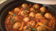Tajine de Boulettes de Cabillaud à la Chermoula