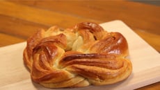 Braided bread