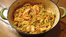 Paella poulet et poisson