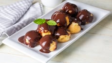 Choux à la crème chocolatée