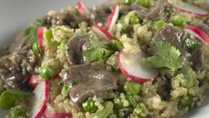 Bœuf mariné au Tabasco® et moutarde