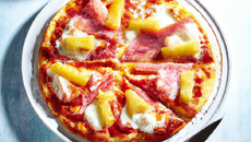 Pizza jambon ananas et mozzarella