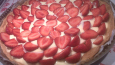 Tarte aux fraises sur son lit de crème patissière