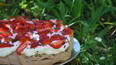 Pavlova fraise-violette