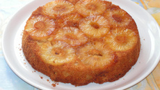 Gâteau caramélisé à l'ananas rapide