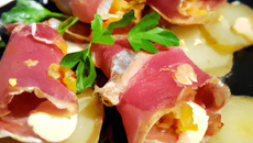 Huîtres au jambon fumé et Pommeau