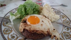 Steak haché à la poitevine