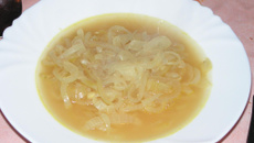 Soupe à l'oignon bon marché