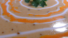 Velouté de carottes aux saint jacques