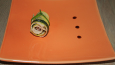 Roulé de courgettes au chèvre frais et melon