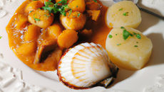 Saint-Jacques de Normandie en rougail et massale doux