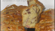 Cake aux lardons et confit d'oignons