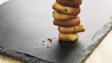 Cubes de sablés aux fruits confits