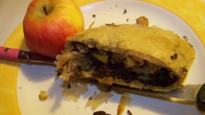 Strudel salé aux pommes boudin noir et raisins!