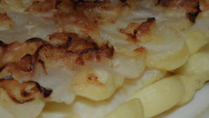 Gratin de pommes de terre et morteau