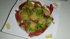 Salade de ravioles frits