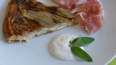 Tarte tatin aux endives et au chèvre