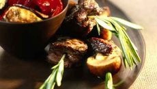 Hampe en brochettes de romarin