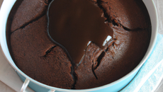 Cake au chocolat noir à la cocotte