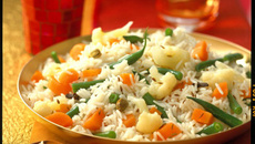 Riz basmati aux épices et aux petits légumes