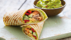 Wraps de saumon de Norvège et guacamole